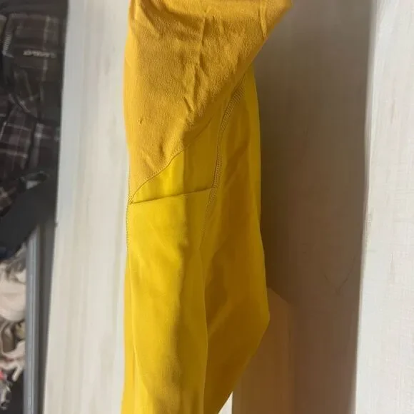 Outdoor Voices Yellow Leggings - Picture 6 of 16